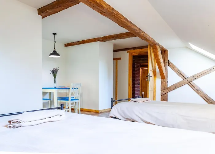 Zakątek Szczęścia Eko Gospodarstwo agroturystyczne *